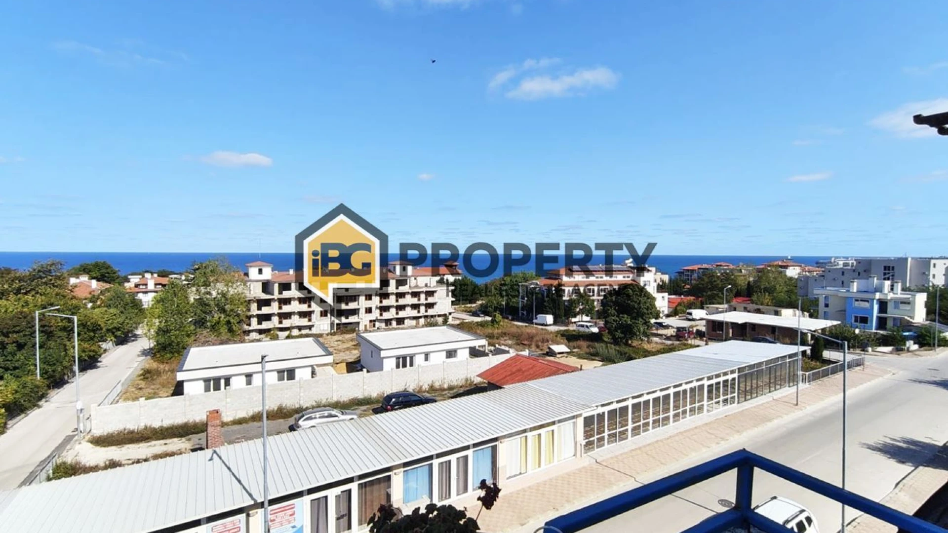 Studio with City and Sea View
