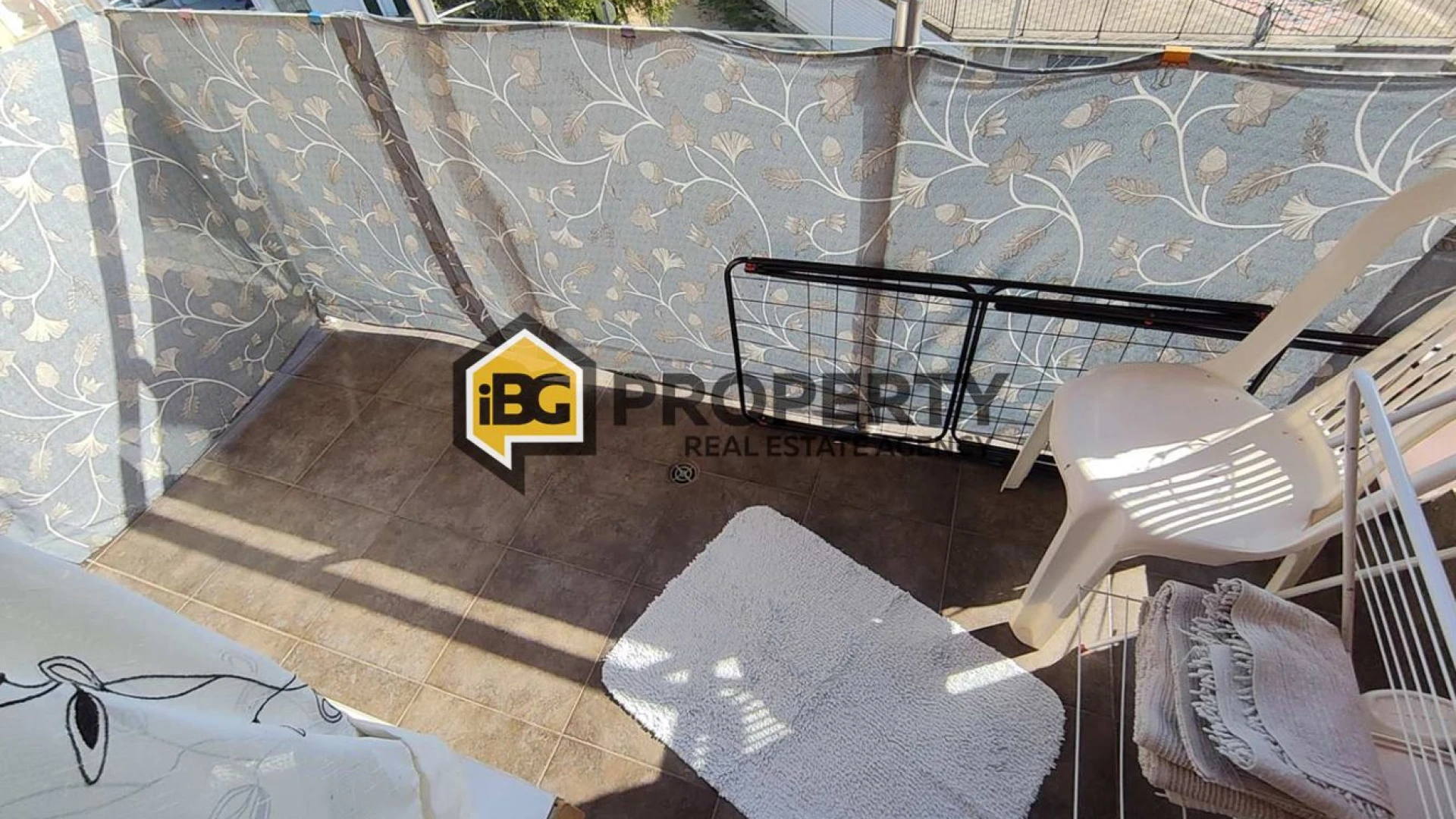 Artistic Studio with Sea View