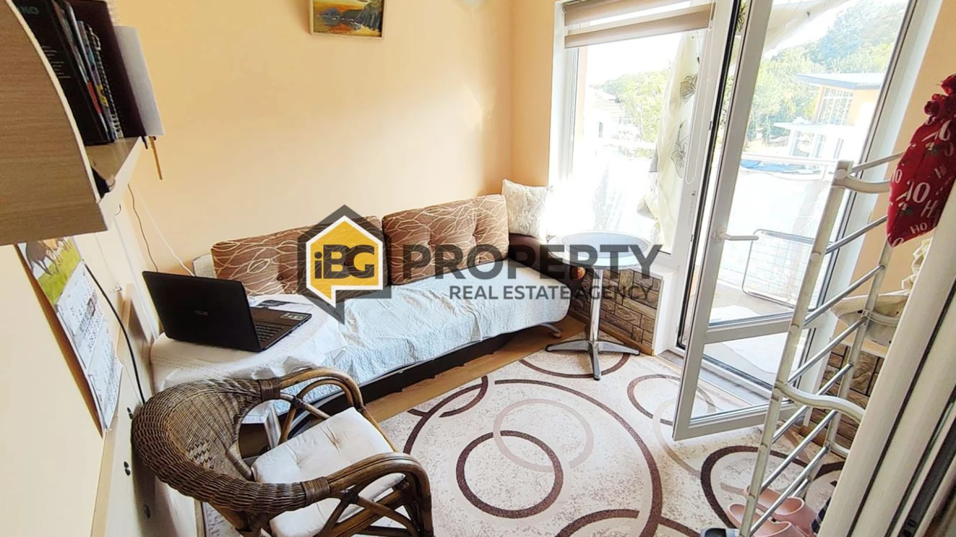 Artistic Studio with Sea View