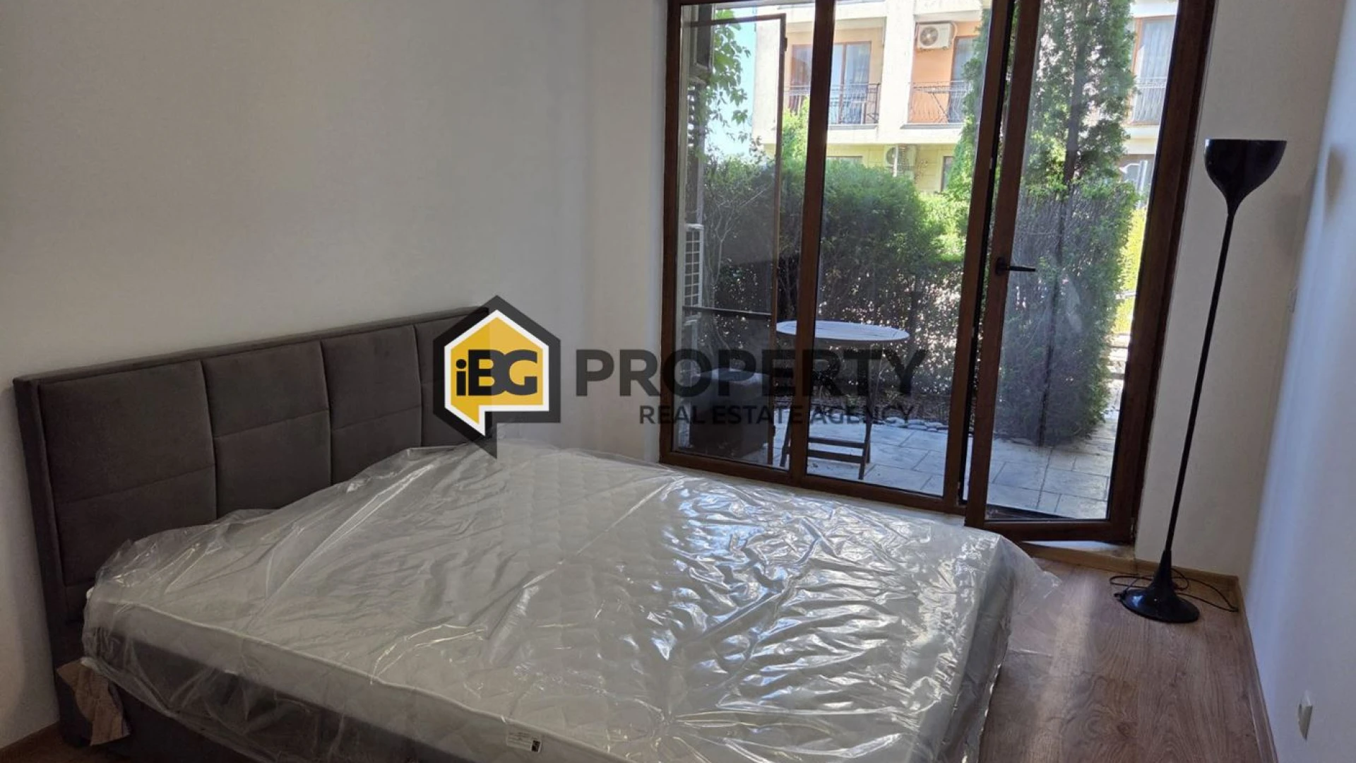 One-bedroom Apartment with Veranda in Byala