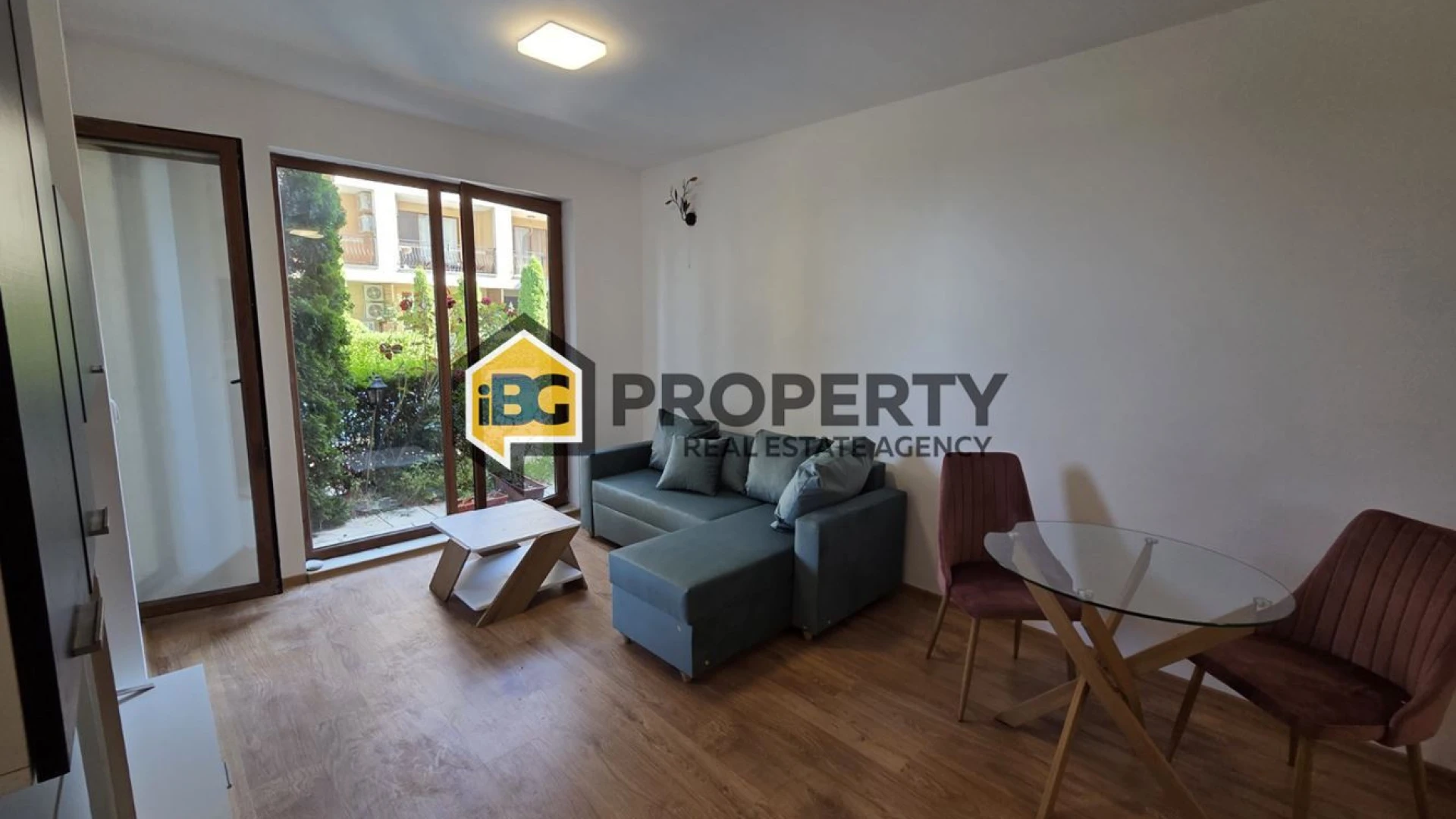 One-bedroom Apartment with Veranda in Byala