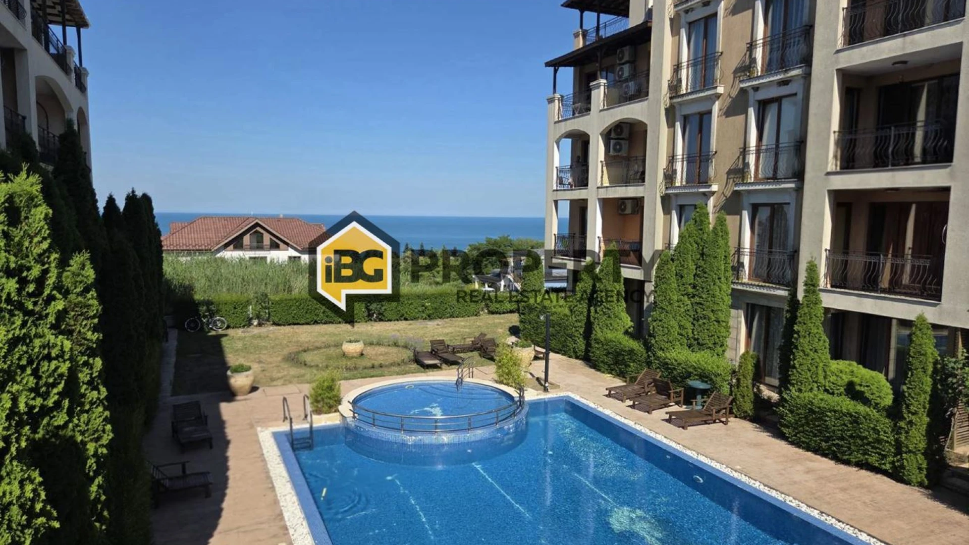 One-bedroom Apartment with Veranda in Byala