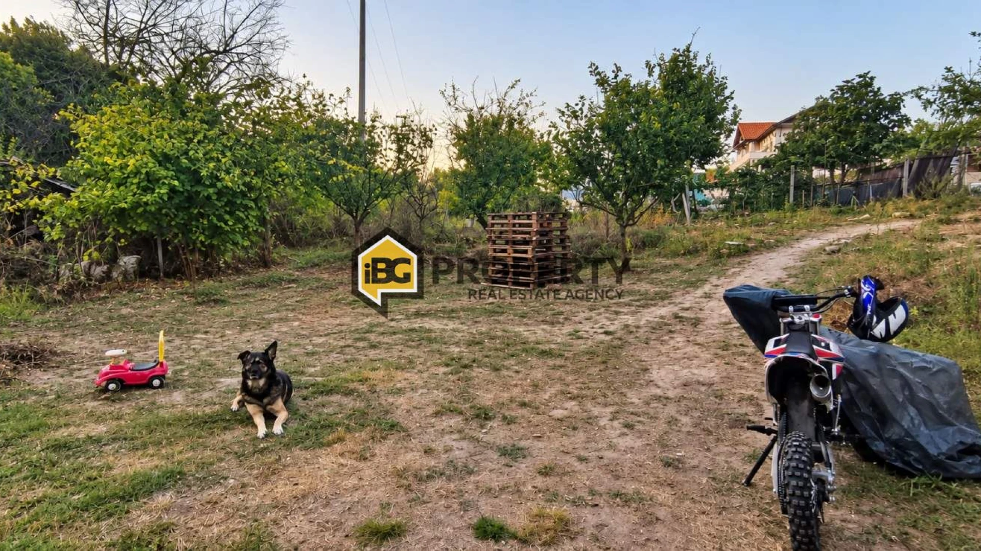 Solid House Near the Center of Byala – Fertile Garden!